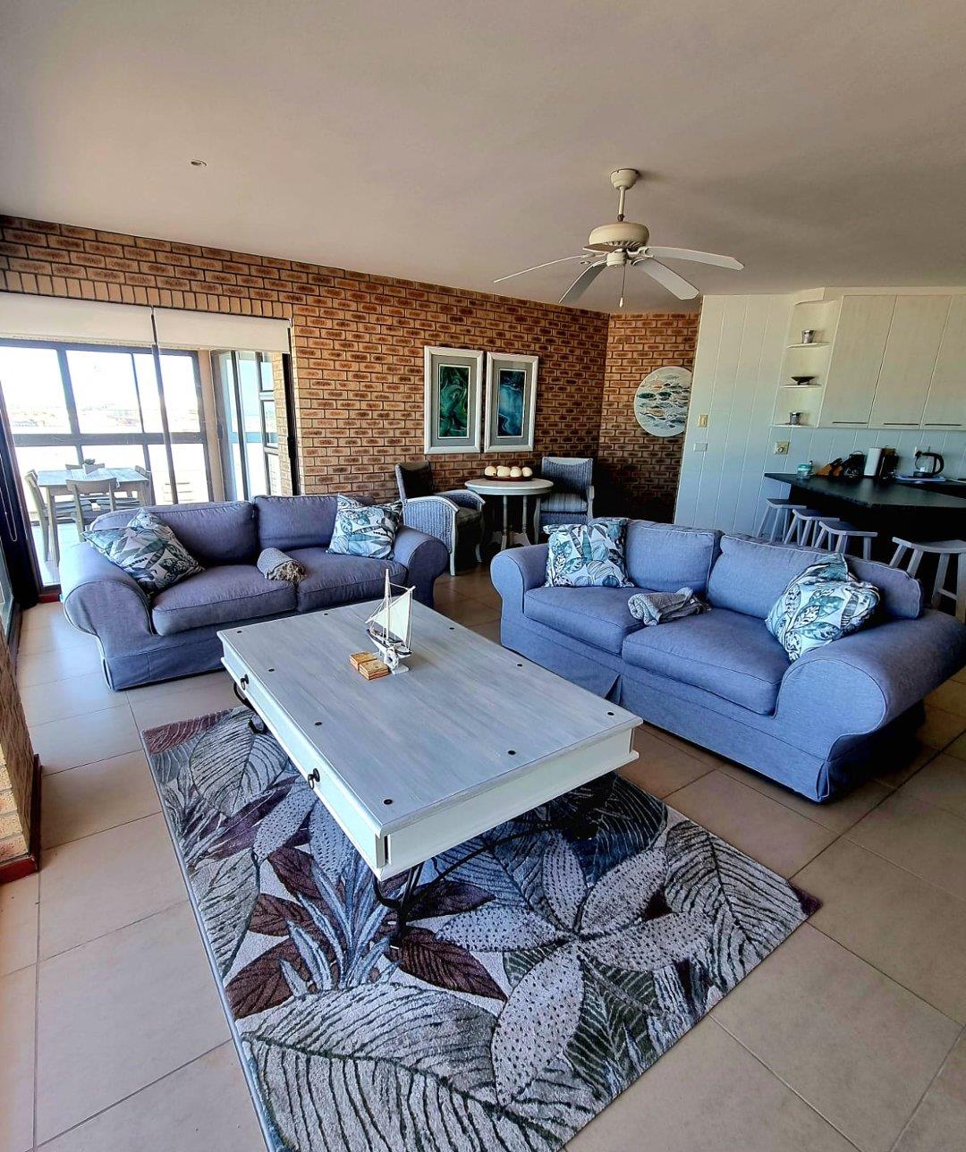 To Let 3 Bedroom Property for Rent in Wavecrest Eastern Cape